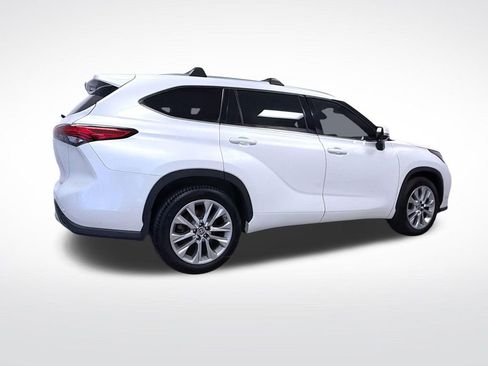 Used 2023 Toyota Highlander Limited AWD/4WD image 13