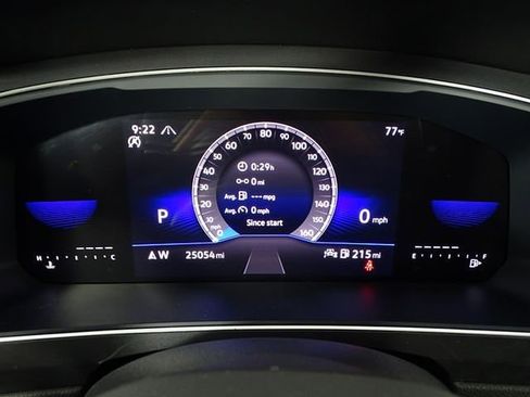 Used 2024 Volkswagen Tiguan SE image 26