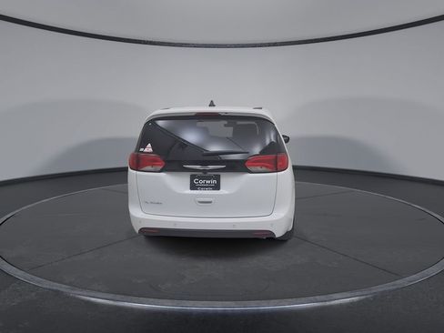 New 2026 Chrysler Voyager LX image 13