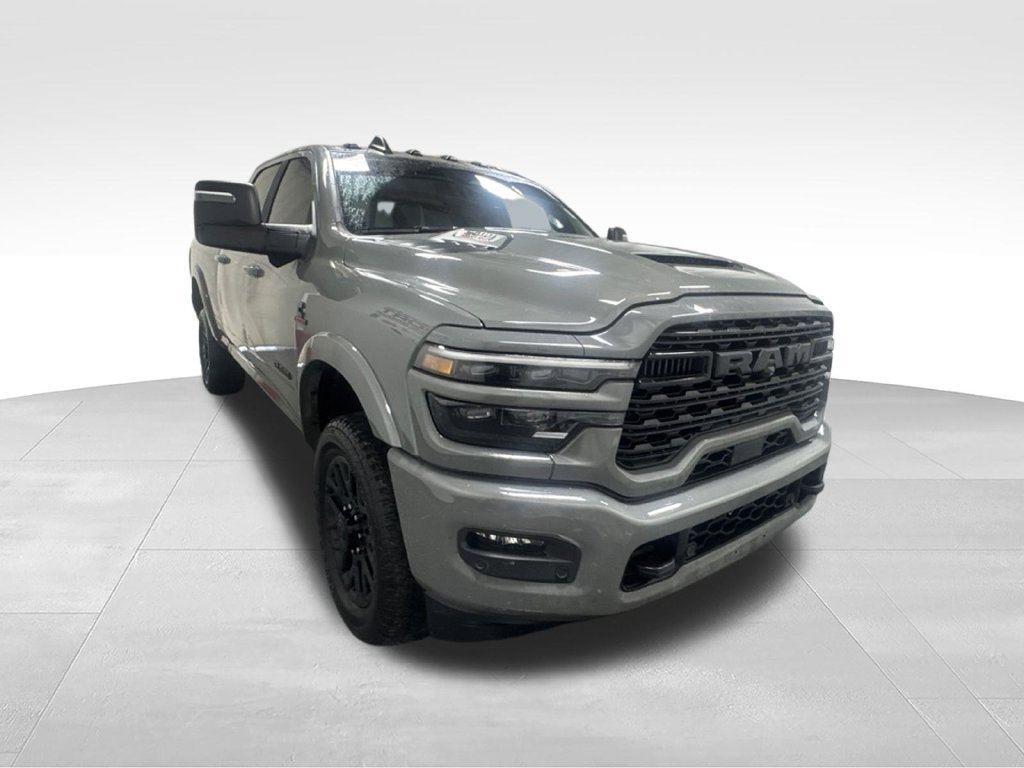 Used 2025 RAM 2500 Limited AWD/4WD image 5