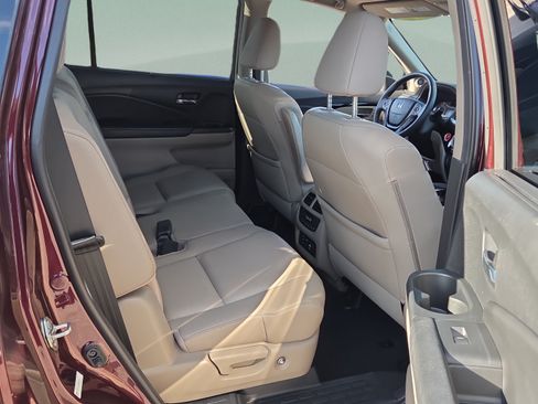 Used 2016 Honda Pilot Touring image 15
