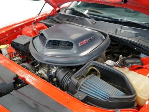Used 2017 Dodge Challenger R/T Scat Pack RWD image 29