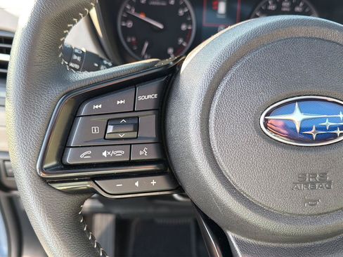 Used 2025 Subaru Forester Premium AWD/4WD image 21