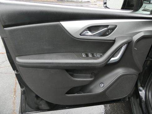 Used 2019 Chevrolet Blazer LT image 29