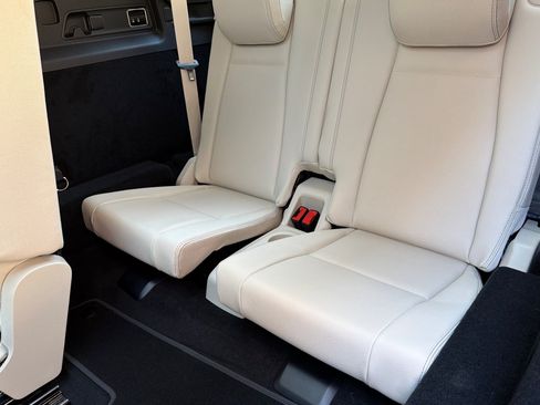 New 2026 Mercedes-Benz GLE 450 4MATIC image 14