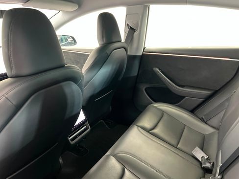 Used 2025 Tesla Model 3 Long Range AWD/4WD image 19