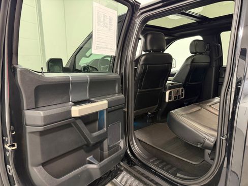 Used 2019 Ford F150 Lariat w/ Equipment Group 502A Luxury image 27