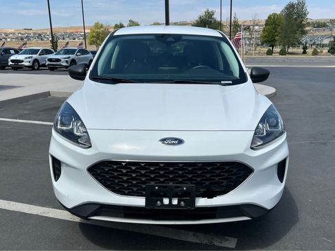 Certified 2022 Ford Escape SE AWD/4WD image 3