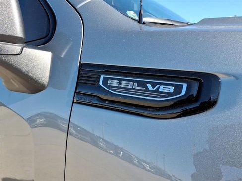 Used 2021 GMC Sierra 1500 4x4 Crew Cab w/ Sierra Value Package image 10