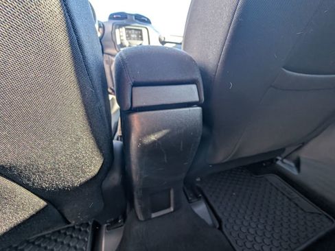 Used 2016 Jeep Renegade Latitude w/ Cold Weather Group image 36