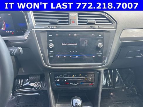 Certified 2023 Volkswagen Tiguan SE FWD image 19