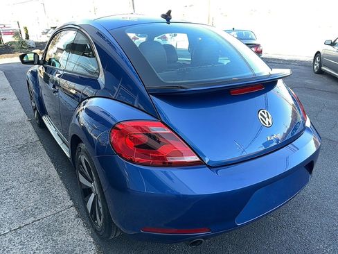 Used 2012 Volkswagen Beetle 2.0T image 5