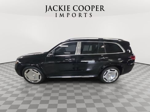 Used 2024 Mercedes-Benz Maybach GLS 600 4MATIC image 8