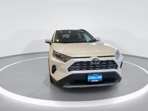 Used 2021 Toyota RAV4 Limited AWD/4WD image 3