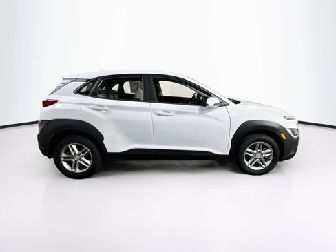 Used 2023 Hyundai Kona SE AWD/4WD image 4