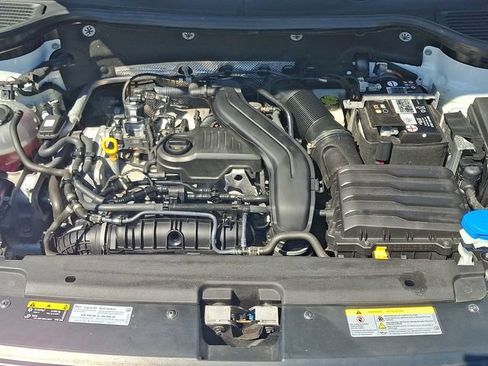 Used 2023 Volkswagen Taos SEL AWD/4WD image 28