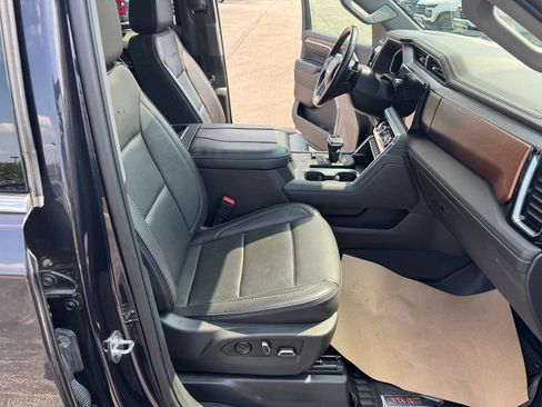 Certified 2023 GMC Sierra 1500 Denali w/ Denali Reserve Package AWD/4WD image 22