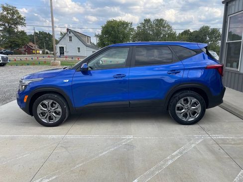 Used 2024 Kia Seltos LX image 6