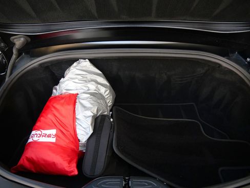 Used 2022 Aston Martin V8 Vantage Roadster image 26