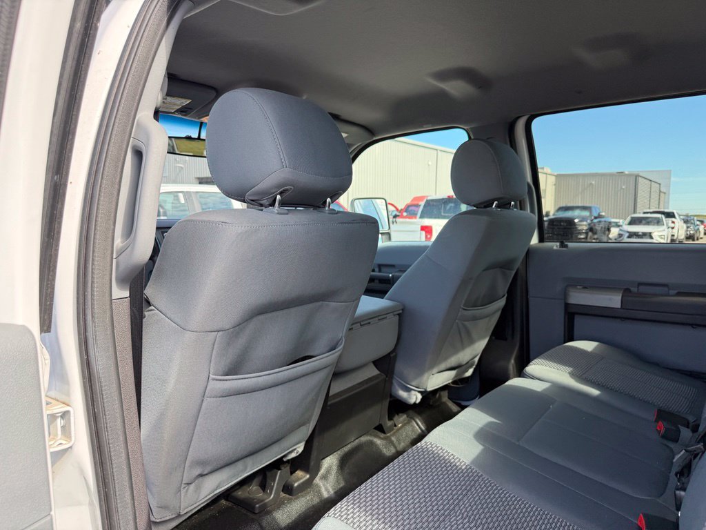 Used 2016 Ford F350 XLT w/ XLT Interior Package AWD/4WD image 8