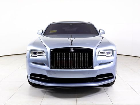 Used 2018 Rolls-Royce Dawn RWD image 40