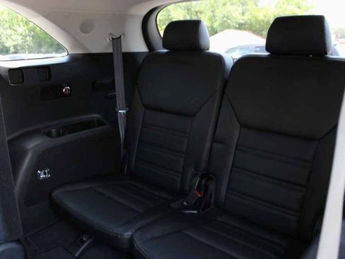 Used 2016 Kia Sorento SX FWD image 29