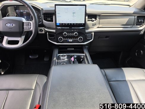 Used 2023 Ford Expedition XLT AWD/4WD image 18