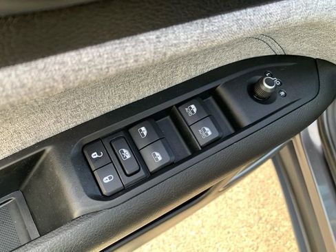 Used 2022 Jeep Compass Latitude w/ Convenience Group image 20