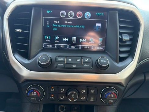 Used 2019 GMC Acadia Denali w/ Technology Package AWD/4WD image 25