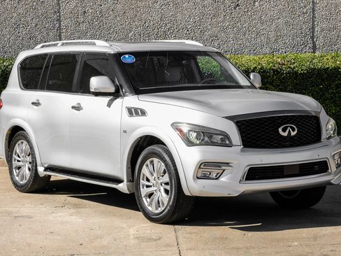 Used 2016 INFINITI QX80 2WD w/ Driver's Assistance Package image 7