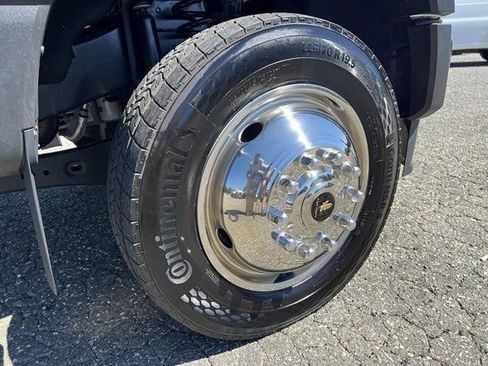 Used 2025 Ford F450 XL image 56