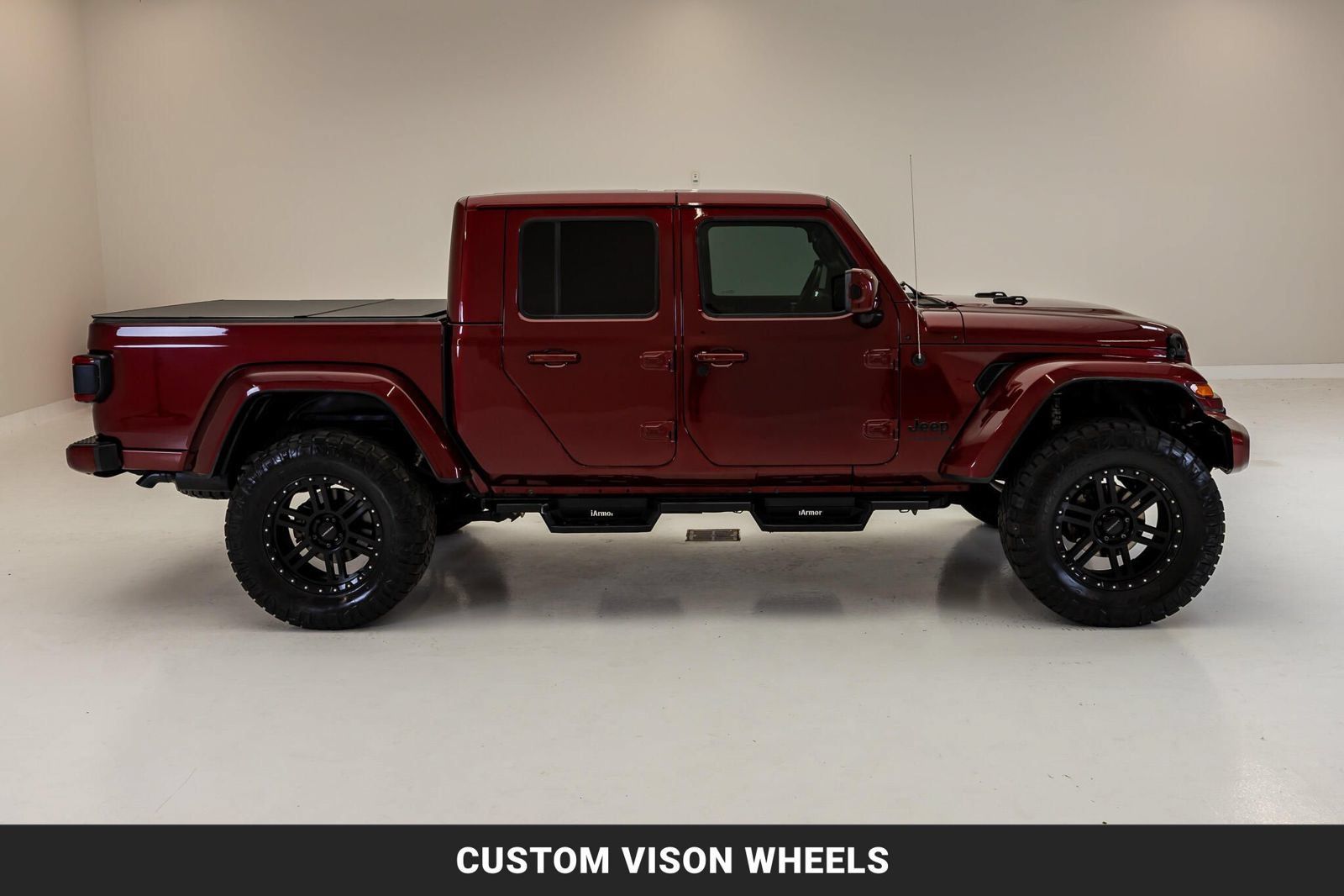 Used 2021 Jeep Gladiator Overland AWD/4WD image 10