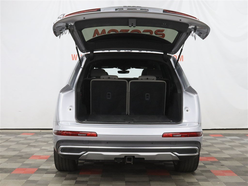 Used 2021 Audi Q7 3.0T Prestige AWD/4WD image 6