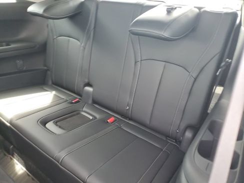 Certified 2026 INFINITI QX60 Luxe w/ Cargo Package AWD/4WD image 18