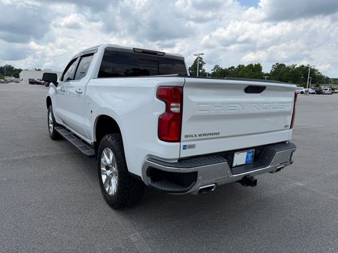 Used 2021 Chevrolet Silverado 1500 LTZ AWD/4WD image 3