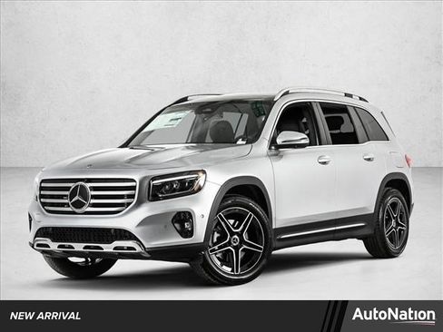 New 2026 Mercedes-Benz GLB 250 4MATIC image 1