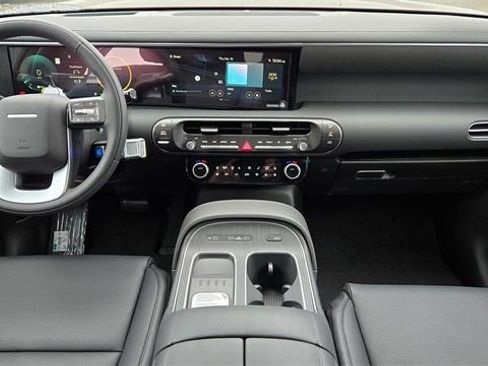 Used 2026 Hyundai Palisade Calligraphy FWD image 13
