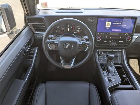 Used 2024 Lexus GX 550 AWD/4WD image 46