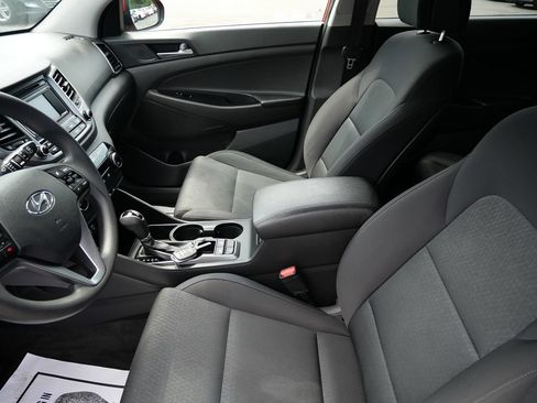 Used 2016 Hyundai Tucson SE w/ Option Group 02 AWD/4WD image 10