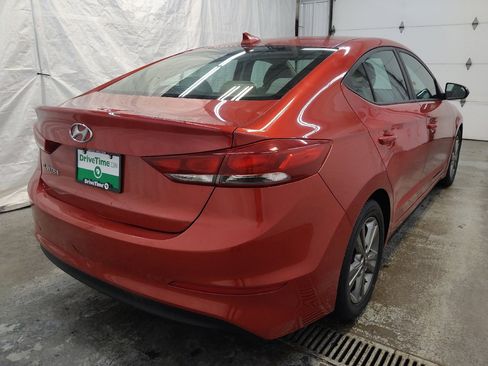 Used 2018 Hyundai Elantra SEL image 9