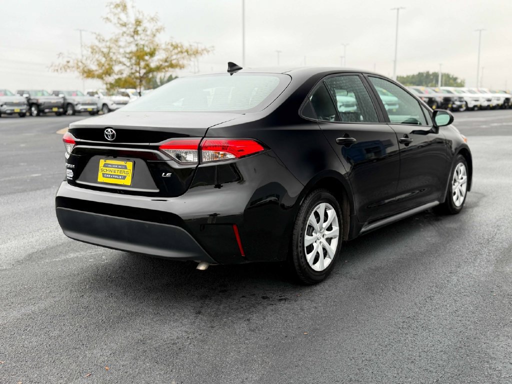 Used 2024 Toyota Corolla LE FWD image 7