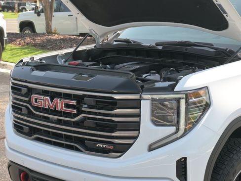 Used 2026 GMC Sierra 1500 AT4 w/ AT4 Premium Package AWD/4WD image 8