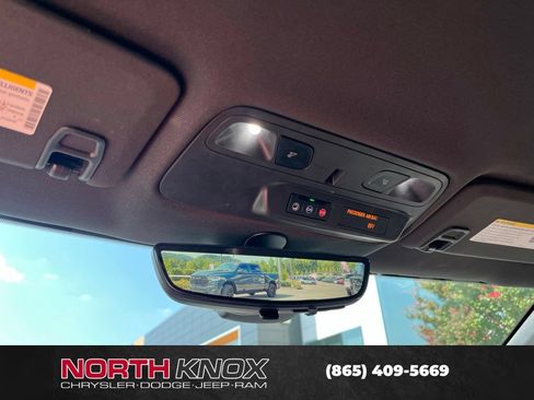 Used 2023 Chevrolet Camaro ZL1 RWD image 11