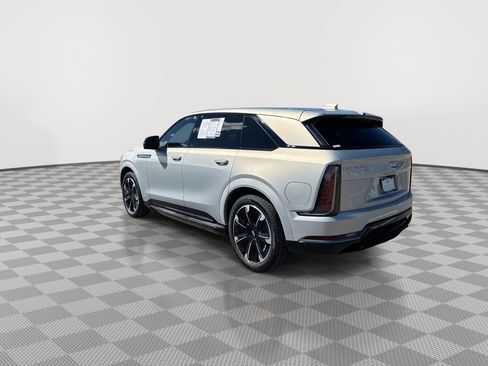 Used 2025 Cadillac Escalade IQ Sport 2 AWD/4WD image 8