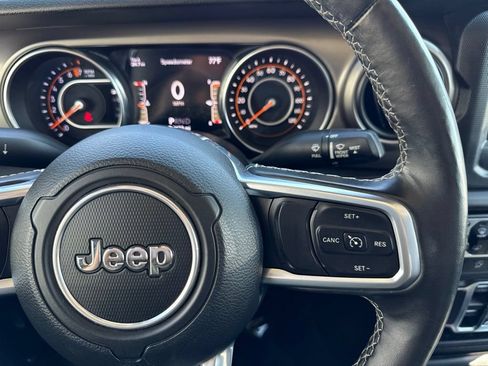 Used 2020 Jeep Gladiator Sport w/ Quick Order Package 24S AWD/4WD image 27