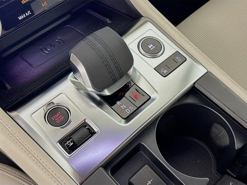 New 2026 Jaguar F-PACE R-Dynamic S AWD/4WD image 17