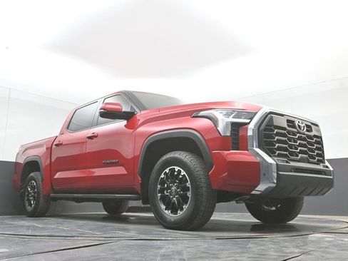 Used 2025 Toyota Tundra SR5 w/ TRD Off-Road Premium Package image 40