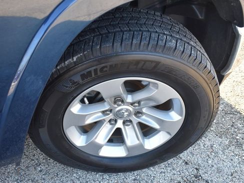 Used 2021 RAM 1500 Laramie AWD/4WD image 16