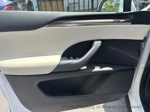 Used 2024 Tesla Model X AWD/4WD image 16