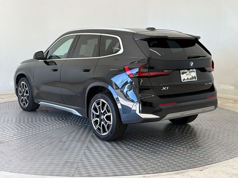 Used 2026 BMW X1 xDrive28i AWD/4WD image 3